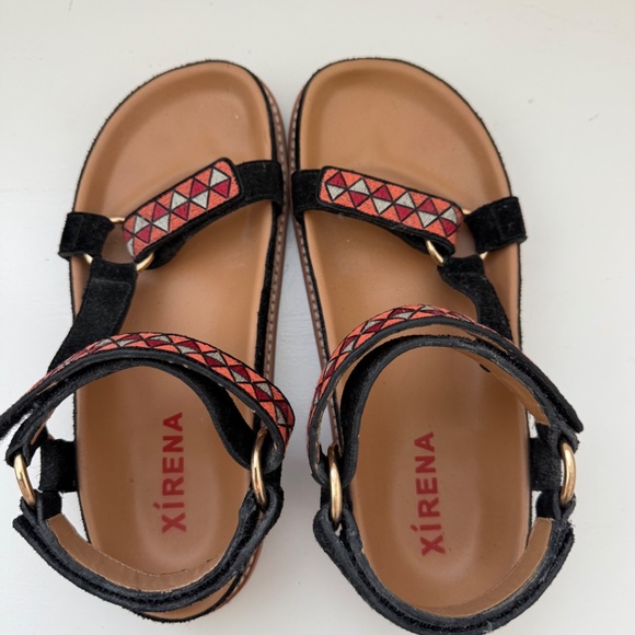 Sandals - Picture 6 of 7